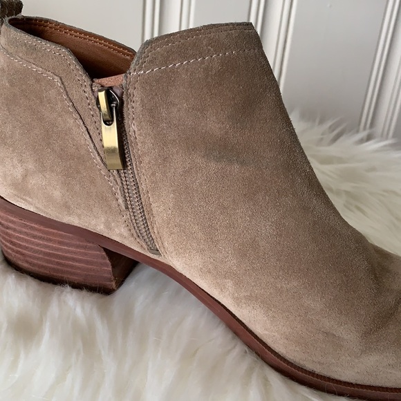 Franco Sarto Tan Suede Booties Wooden Heel Size 9.5 - Picture 7 of 11